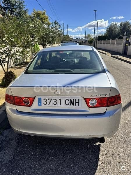 Usado Honda Accord Sport 155 CV (114 kW) 2003 Gris / plata Berlina