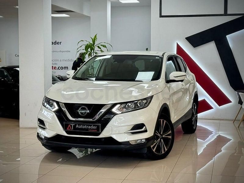 Usado Nissan Qashqai N-Connecta 116 CV (85 kW) 2018 Blanco SUV