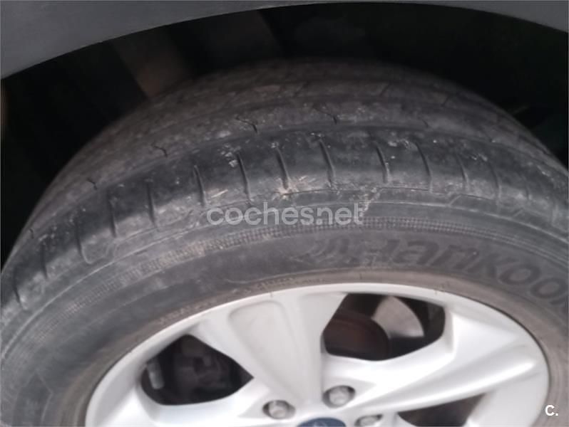 Usado Ford Kuga Titanium S 150 CV (110 kW) 2015 Marrón SUV