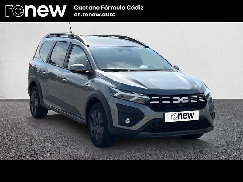 Usado Dacia Jogger Expression 110 CV (80 kW) 2025 Gris Monovolumen