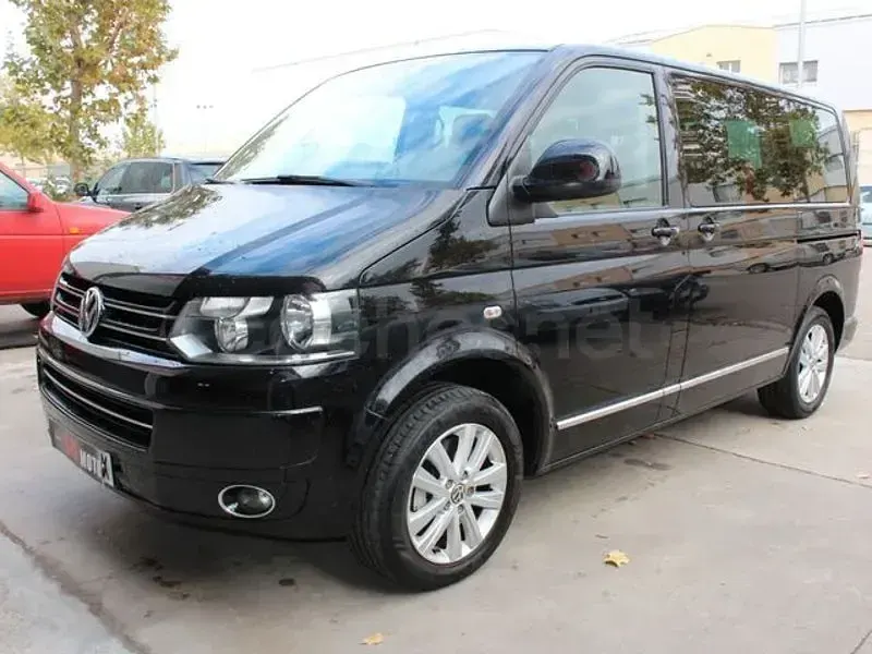 Usado VW Multivan Highline 180 CV (132 kW) 2014 Negro Monovolumen