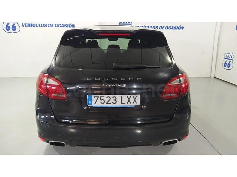 Usado Porsche Cayenne 380 CV (279 kW) 2011 Negro SUV