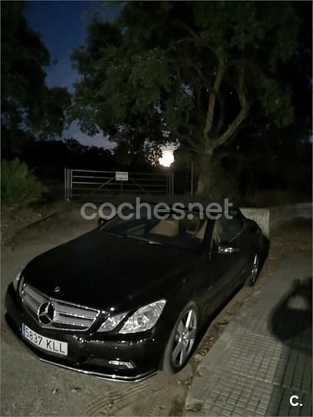 Usado Mercedes E220 Elegance 170 CV (125 kW) 2011 Negro Descapotable
