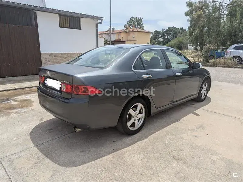 Usado Honda Accord Sport 155 CV (114 kW) 2005 Negro Berlina