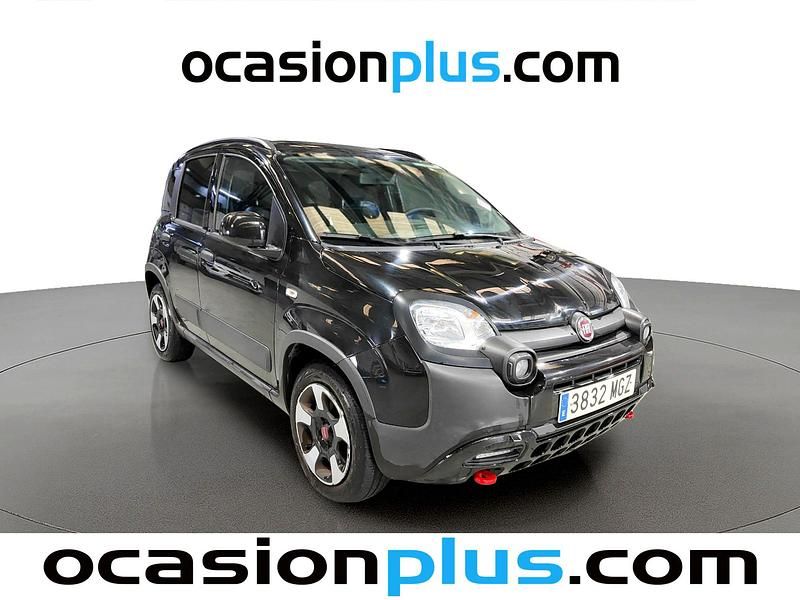 Używany Fiat Panda Cross Cross 70 KM (51 kW) 2023 Czarny Hatchback