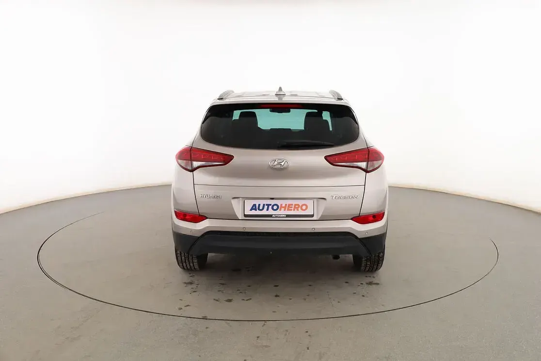 Usado Hyundai Tucson 116 CV (85 kW) 2015 Beige SUV