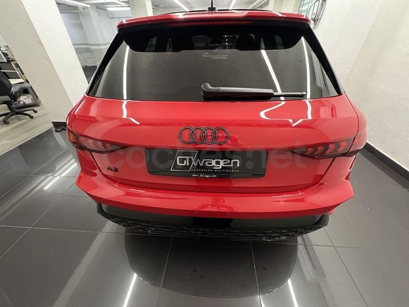 Usado Audi A3 Competition 272 HP (200 kW) 2025 Vermelho Sedan