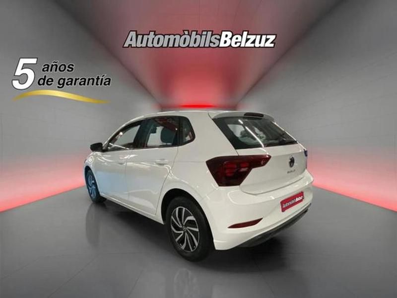 Usado VW Polo Life 95 CV (69 kW) 2023 Blanco Utilitario