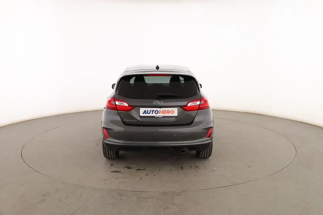 Usado Ford Fiesta ST-Line 100 CV (73 kW) 2019 Gris Utilitario