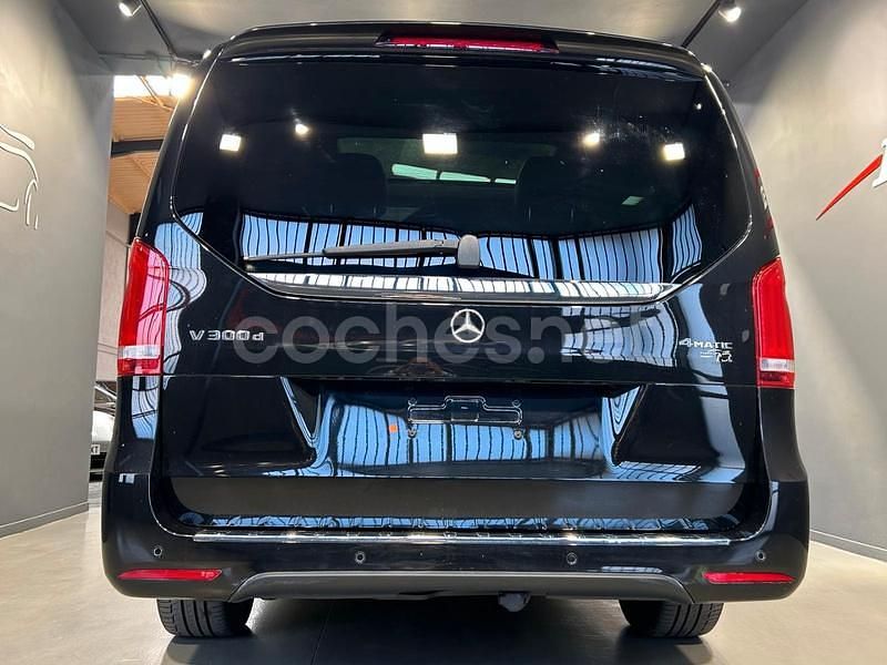 Usado Mercedes V300 Exclusive 239 CV (175 kW) 2020 Negro Monovolumen