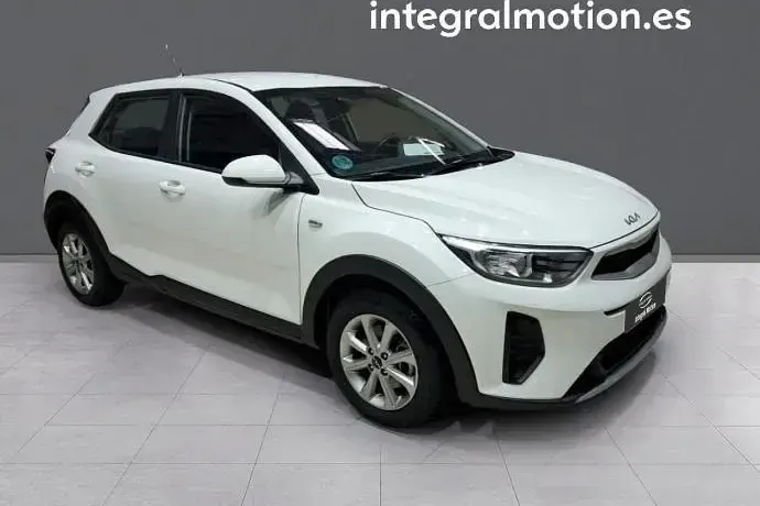 Usado Kia Stonic 84 CV (61 kW) 2022 SUV