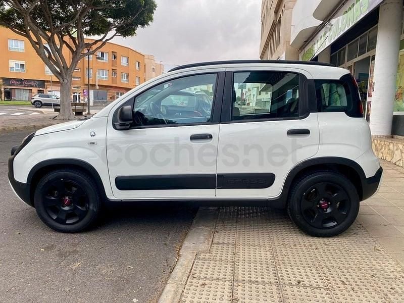 Używany Fiat Panda Cross Cross 69 KM (50 kW) 2019 Biały Hatchback