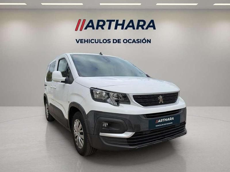 Usado Peugeot Rifter Active 131 CV (96 kW) 2019 Blanco Monovolumen