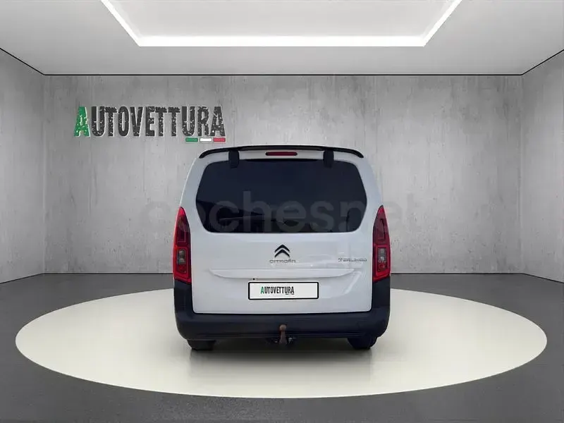 Usado Citroën e-Berlingo Business Class 102 CV (75 kW) 2021 Blanco Monovolumen