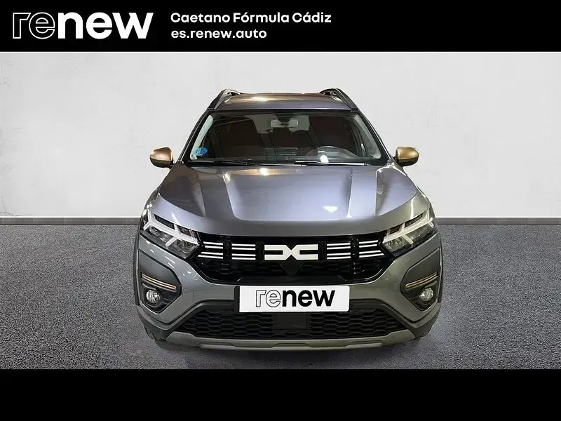Usado Dacia Jogger Extreme 140 CV (102 kW) 2024 Gris Monovolumen