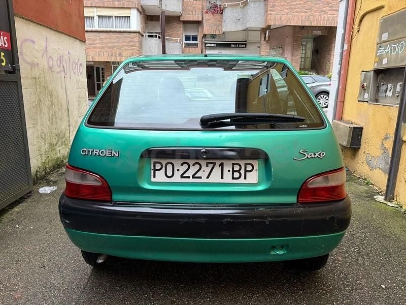 Usado Citroën Saxo Seduction 58 CV (42 kW) 1999 Verde Utilitario