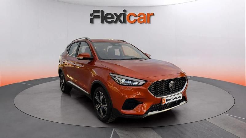 Usado MG ZS Comfort 106 CV (77 kW) 2025 Naranja SUV