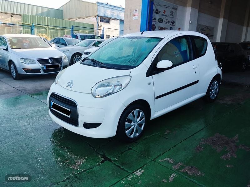 Usado Citroën C1 68 CV (50 kW) 2010 Blanco Utilitario