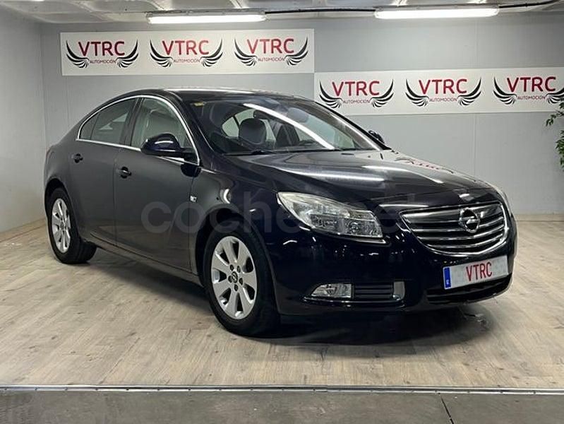 Usado Opel Insignia Selective 131 CV (96 kW) 2012 Azul Berlina