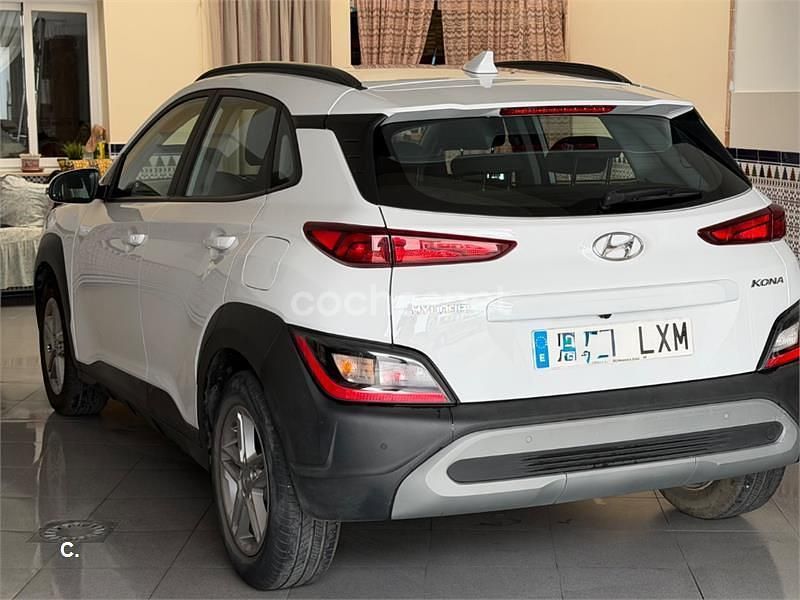 Usado Hyundai Kona 120 CV (88 kW) 2022 Blanco SUV