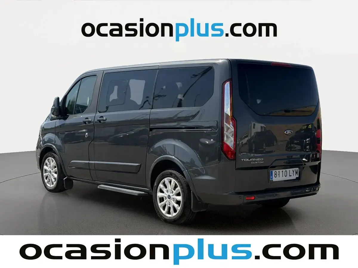 Usado Ford Tourneo Custom Titanium 150 CV (110 kW) 2022 Gris Van
