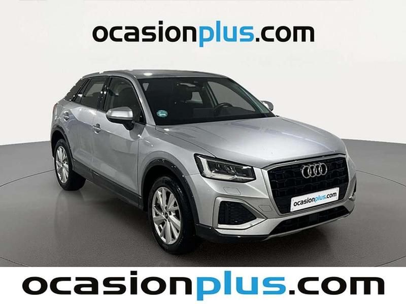 Usado Audi Q2 Advanced 150 CV (110 kW) 2023 Plateado SUV