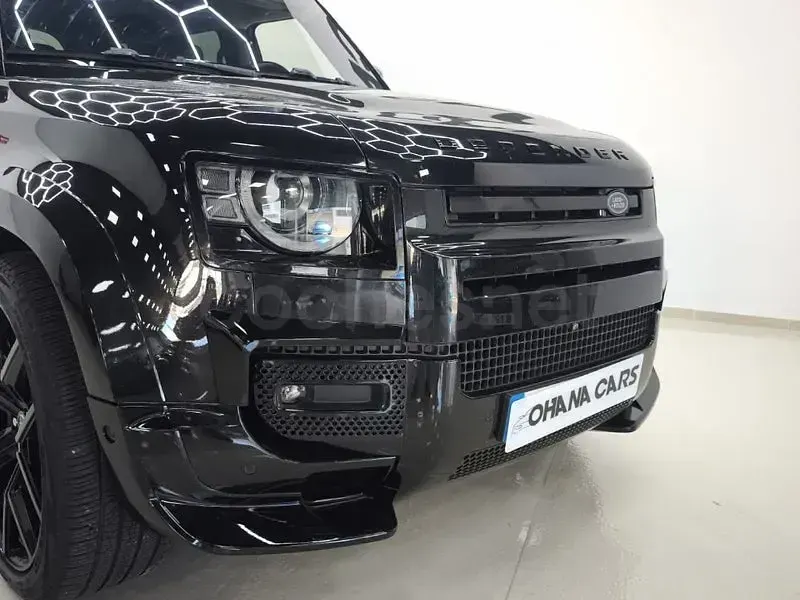Usado Land Rover Defender First Edition 240 CV (176 kW) 2022 Negro SUV