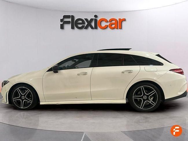 Usado Mercedes CLA200 Shooting Brake 163 CV (119 kW) 2020 Blanco Familiar