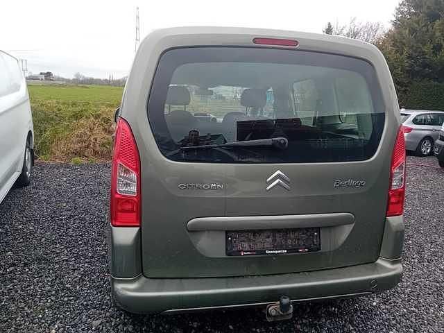 Usado Citroën Berlingo XTR 92 CV (67 kW) 2013 Beige Monovolumen