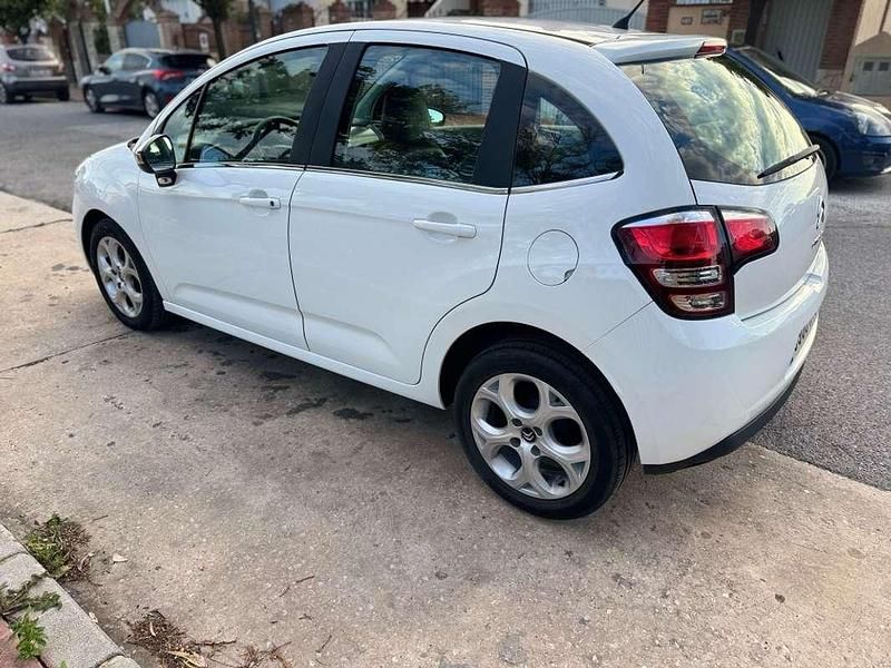 Usado Citroën C3 Feel 82 CV (60 kW) 2016 Blanco Utilitario