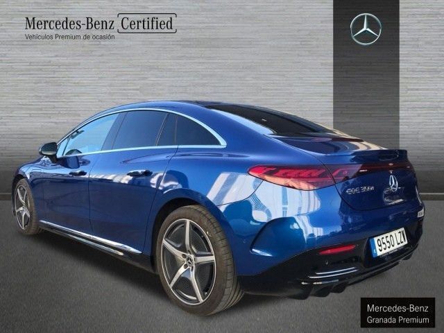 Usado Mercedes EQE350 AMG line 214 kW (292 CV) 2022 Negro coral Berlina