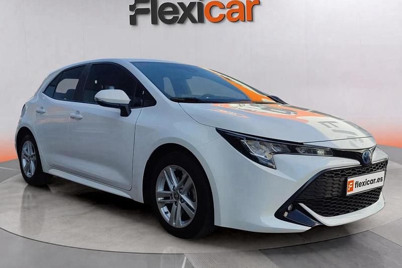 Blanco Usado 2021 Toyota Corolla Active Berlina | 15.890 € (Buen precio) - Imagen 1/4