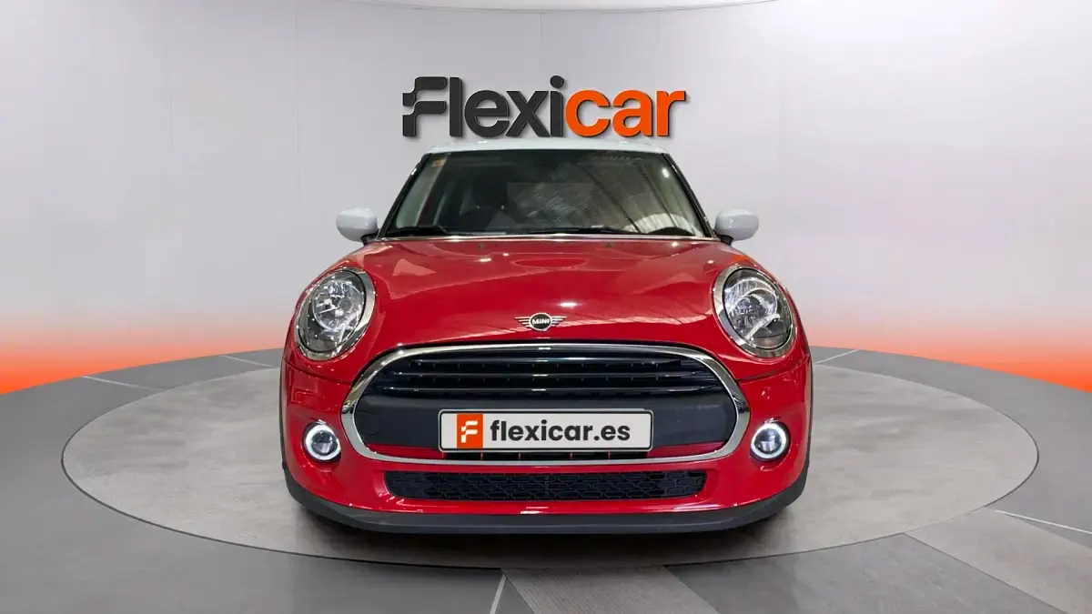 Usado Mini ONE 102 CV (75 kW) 2020 Rojo Utilitario
