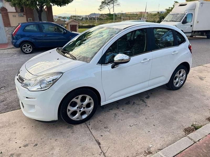 Blanco Usado 2016 Citroën C3 Feel Utilitario | 6499 € (Precio justo) - Imagen 1/4