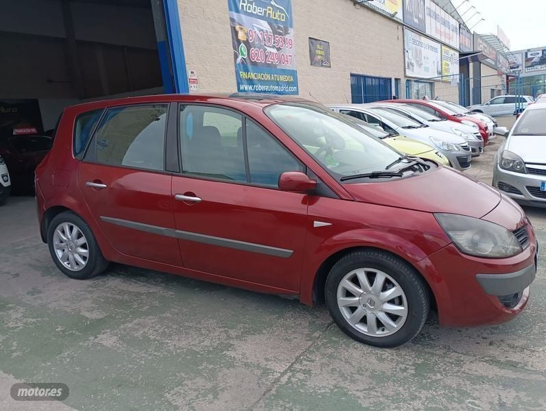 Rojo Usado 2008 Renault Scénic II Monovolumen | 2999 € (Precio justo) - Imagen 1/4