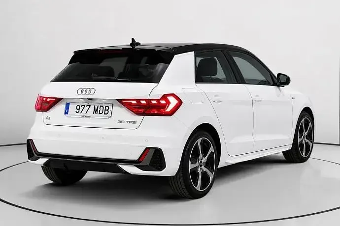 Usado Audi A1 110 CV (80 kW) 2022 SUV