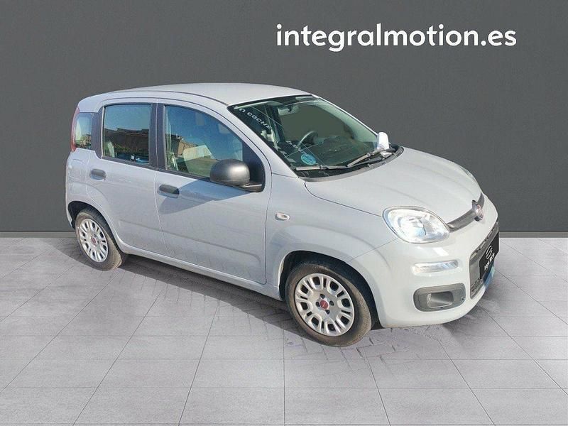 Usado Fiat Panda 70 CV (51 kW) 2022 Gris Utilitario