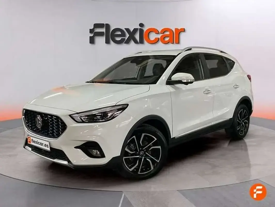 Usado MG ZS Luxury 106 CV (77 kW) 2024 Blanco SUV