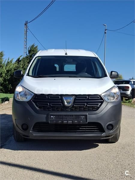 Usado Dacia Dokker Base 102 CV (75 kW) 2019 Blanco Monovolumen