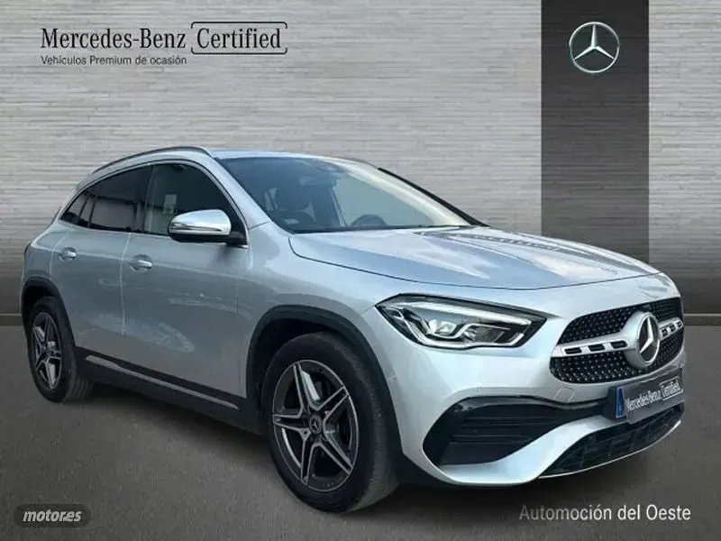 Usado Mercedes GLA180 136 CV (100 kW) 2021 Gris SUV