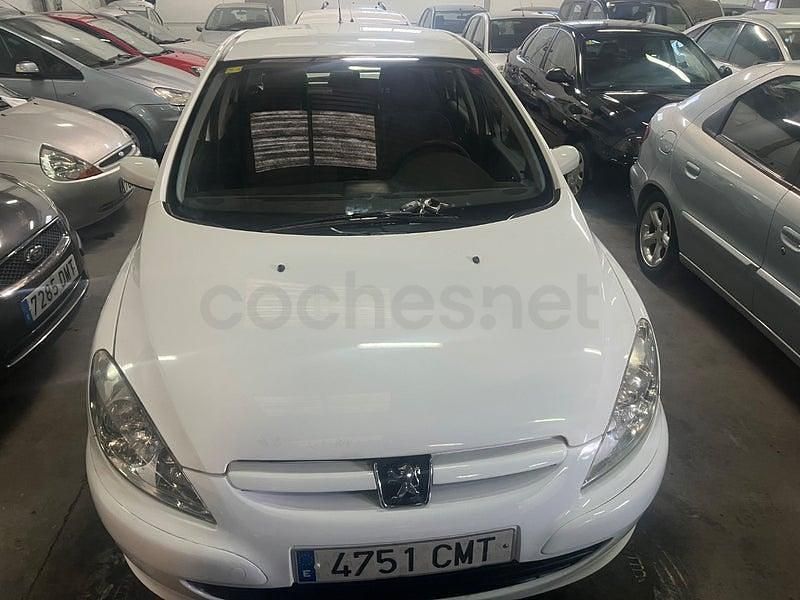 Blanco Usado 2004 Peugeot 307 Berlina | 2850 € (Precio justo) - Imagen 1/4