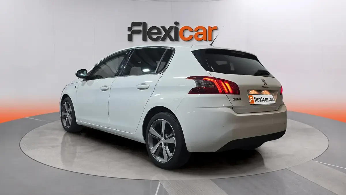 Usado Peugeot 308 S 131 CV (96 kW) 2020 Blanco Berlina