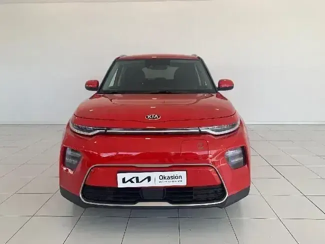 Usado Kia Soul EV 150 kW (204 CV) 2021 Rojo SUV