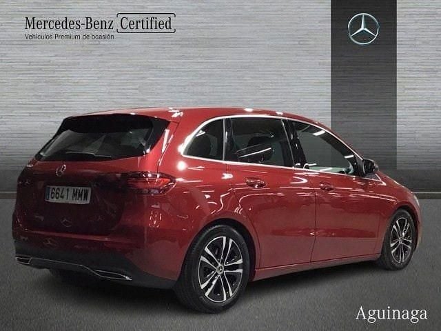 Occasion Mercedes B200 163 PK (119 kW) 2024 Rood MPV