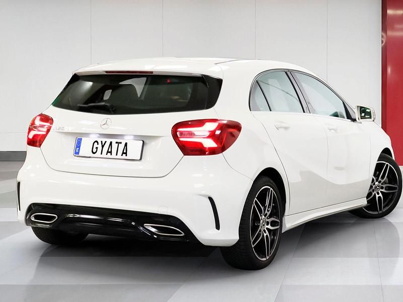 Usado Mercedes A200 136 CV (100 kW) 2018 Blanco Utilitario