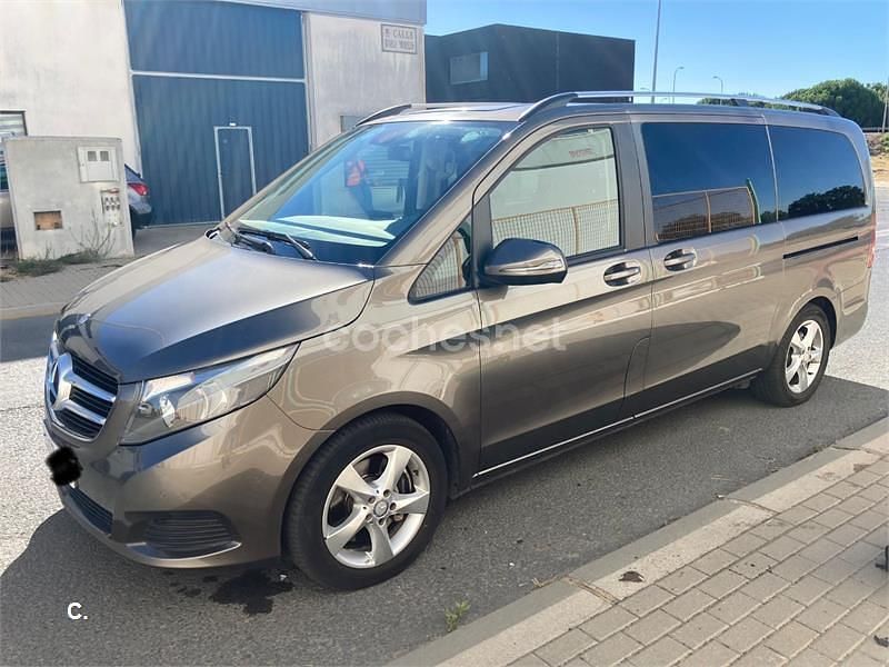 Usado Mercedes V220 Avantgarde 163 CV (119 kW) 2017 Gris / plata Monovolumen
