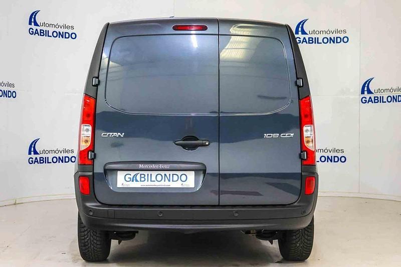 Usado Mercedes Citan 109 90 CV (66 kW) 2018 Negro Familiar