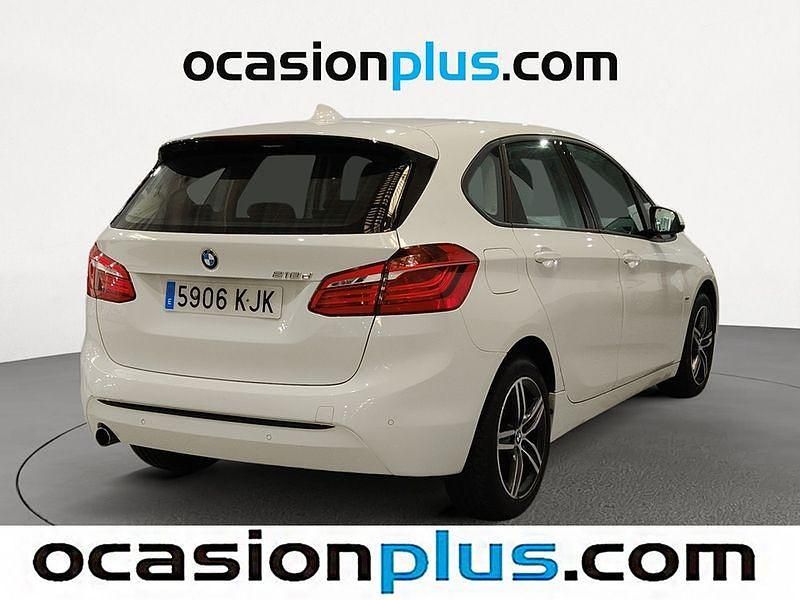 Usado BMW 218 150 CV (110 kW) 2018 Blanco Familiar