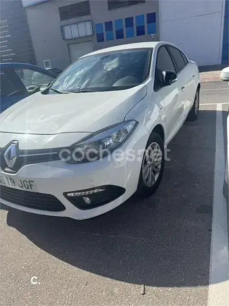 Usado Renault Fluence LIMITED 110 CV (80 kW) 2015 Blanco Berlina