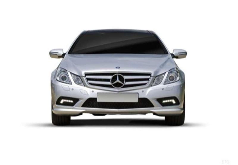 Azul Usado 2010 Mercedes E250 Coupe | 12.500 € (Buen precio) - Imagen 1/4